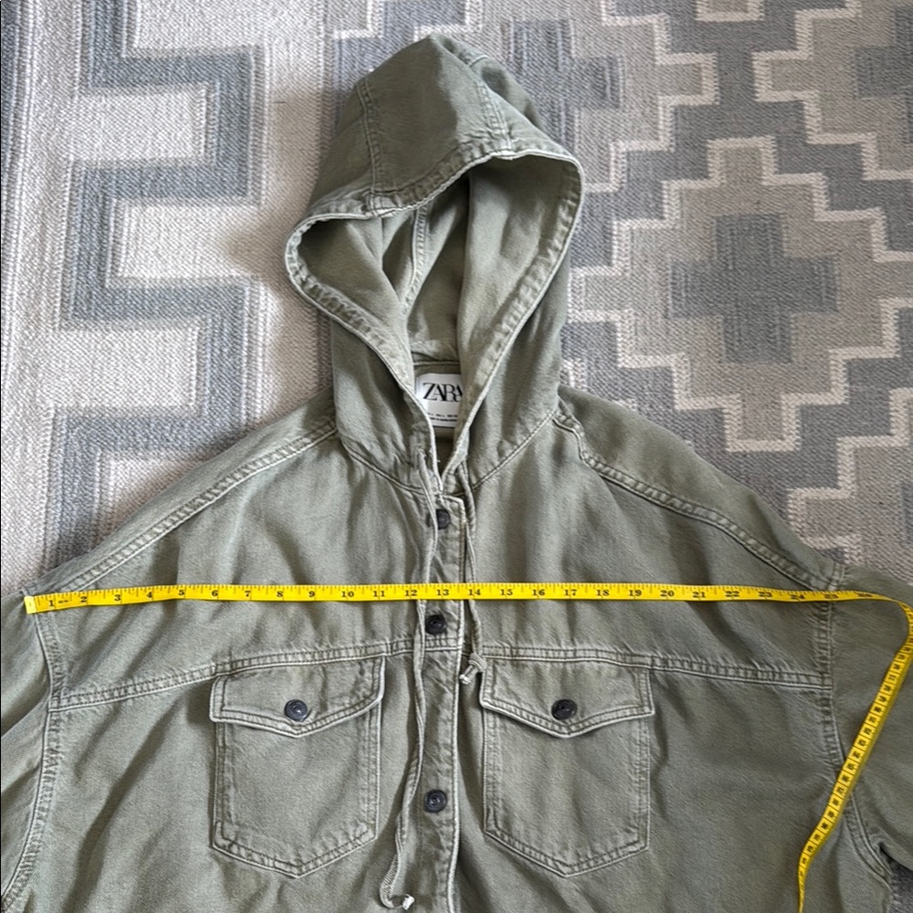 Zara Women's Olive Green Hooded Jacket - Picture 6 of 7